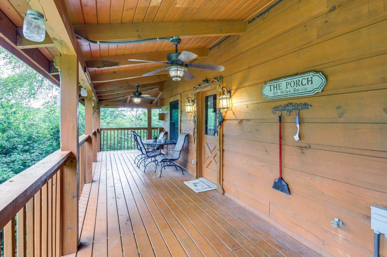 Sevierville Cabin With Wraparound Deck And Lake Access 외부 사진