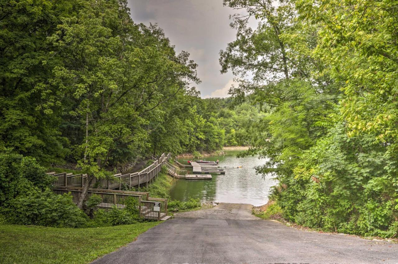 Sevierville Cabin With Wraparound Deck And Lake Access 외부 사진