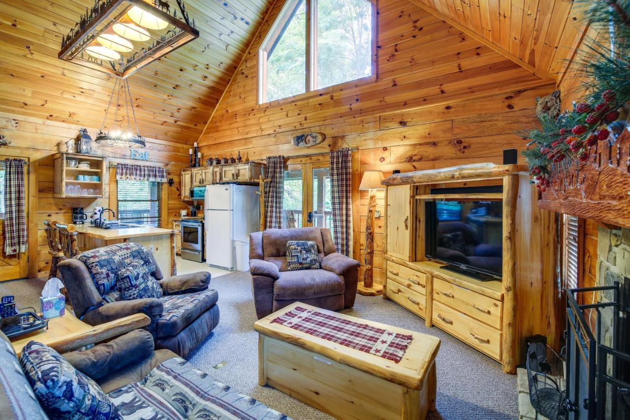 Sevierville Cabin With Wraparound Deck And Lake Access 외부 사진