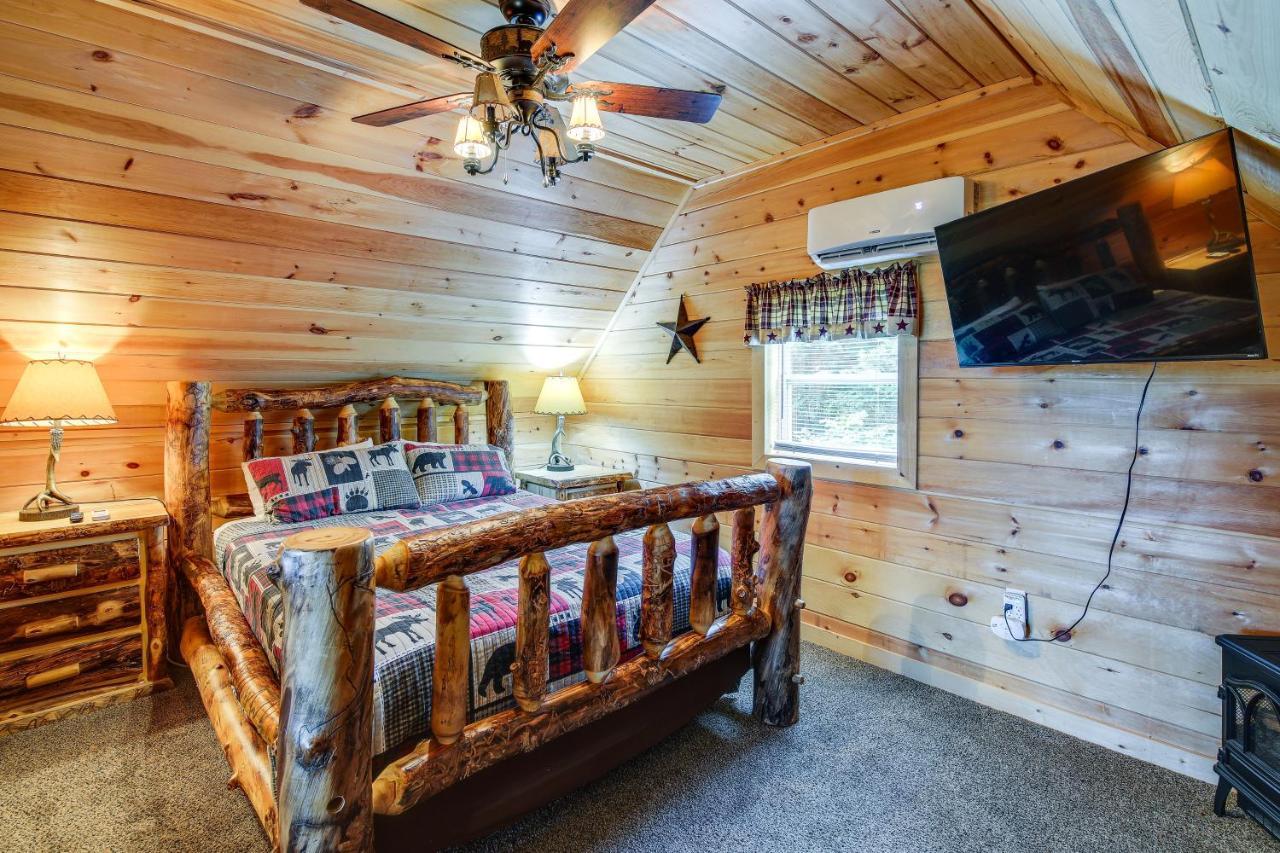 Sevierville Cabin With Wraparound Deck And Lake Access 외부 사진
