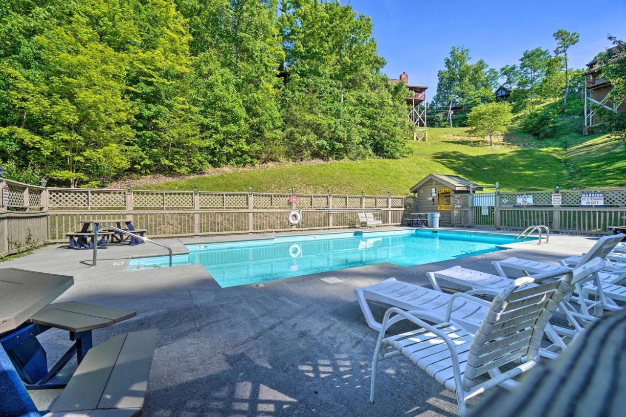 Sevierville Cabin With Wraparound Deck And Lake Access 외부 사진